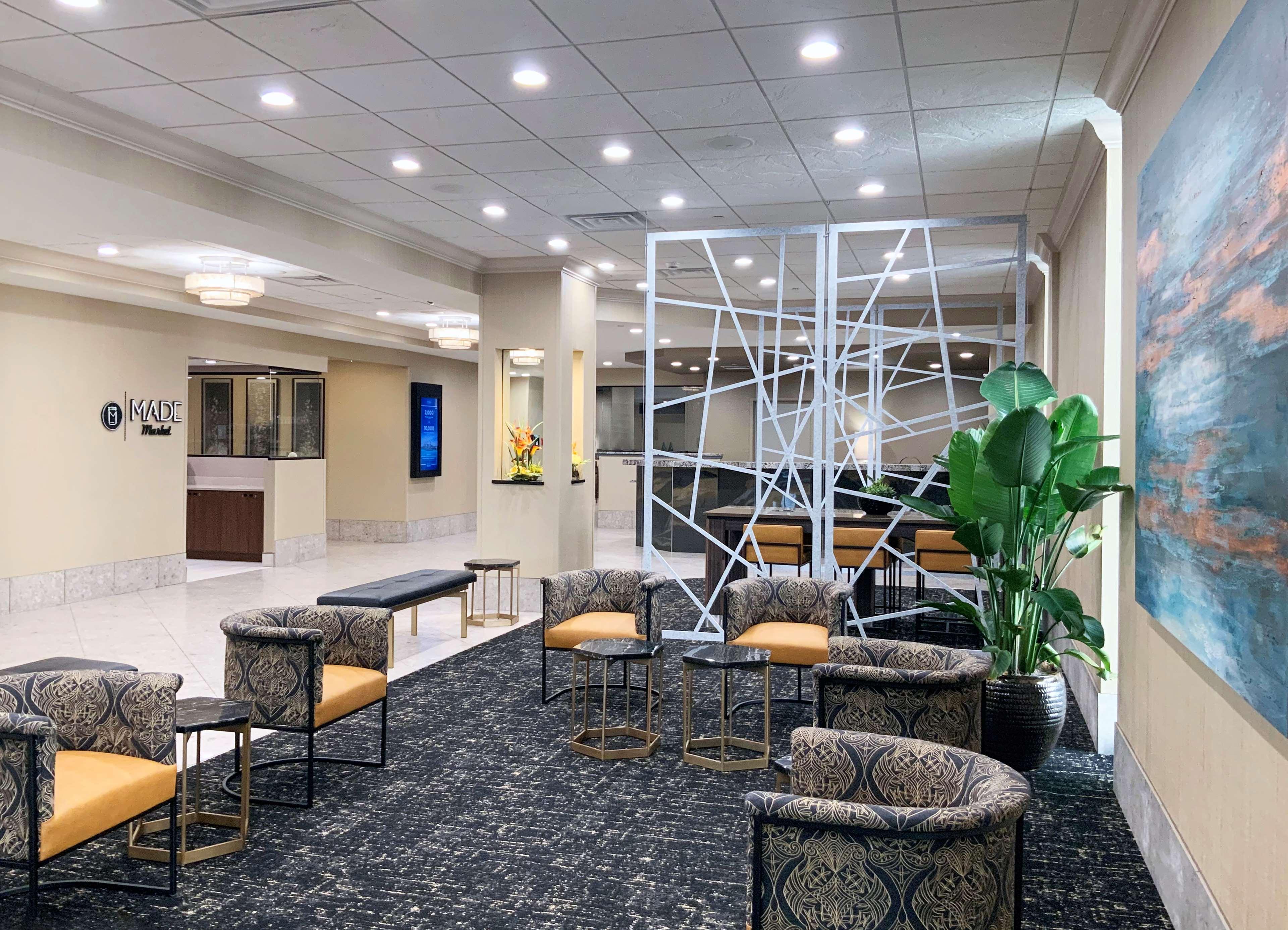 Отель Doubletree By Hilton Madison Downtown Экстерьер фото